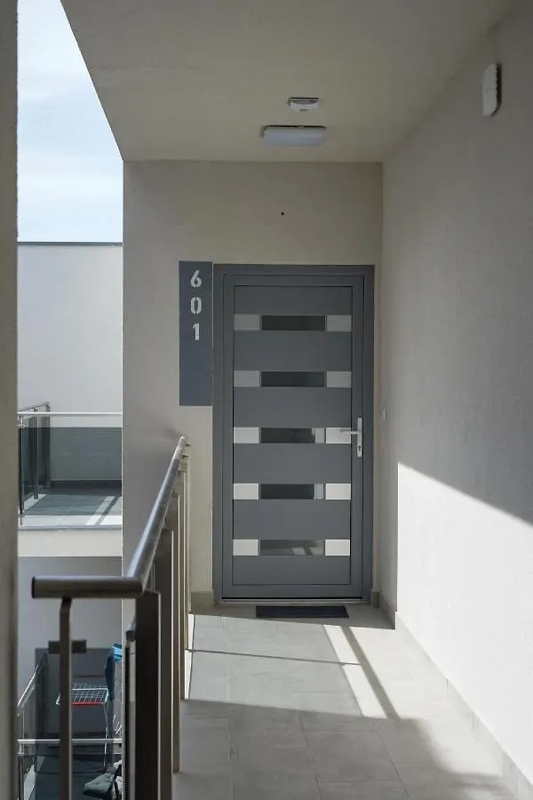 Central Apartment Budapest ~ Roof Terrace/Ac/Indoor Parking
